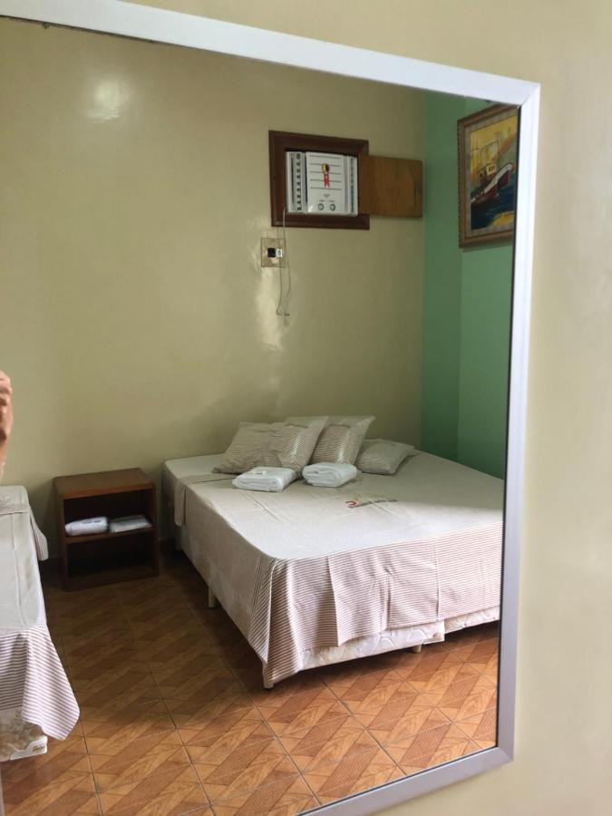 Central Hotel *